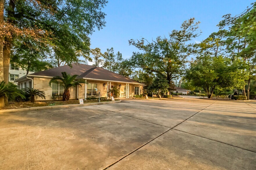 More Photos Of 1824 Sawdust Rd, The Woodlands Medical For Sale