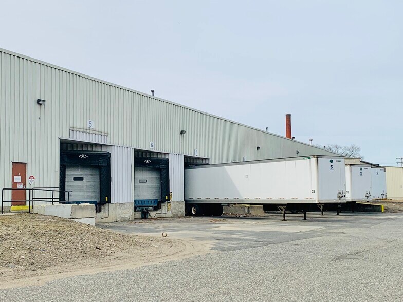 More Photos Of 111 Mosher St, Holyoke Warehouse For Lease