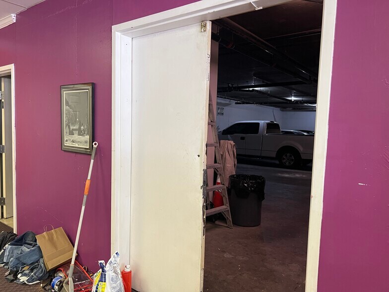 More Photos Of 1513-1515 14th Ave, Oakland Apartments For Sale