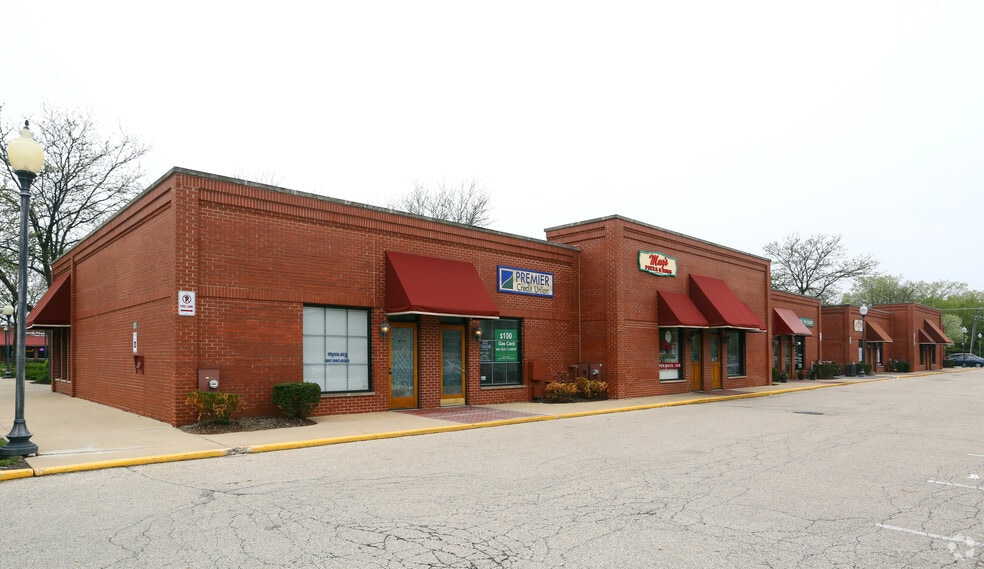 More Photos Of 10-50 W Schaumburg Rd, Schaumburg General Retail For Lease