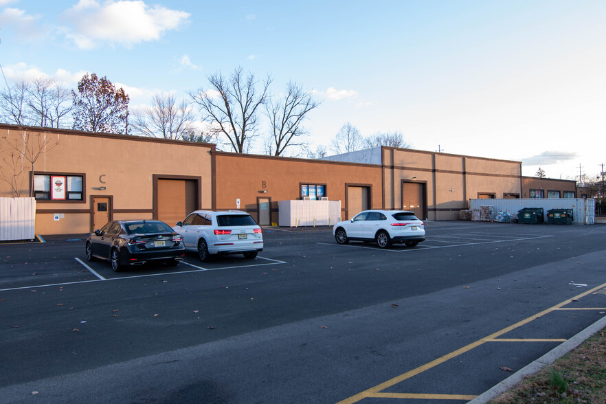 Primary Photo Of 159 Paris Ave, Northvale Warehouse For Lease