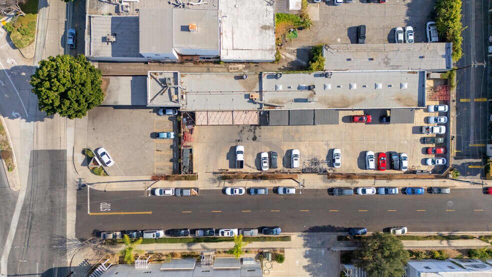 More Photos Of 42 W Live Oak Ave, Arcadia Auto Repair For Sale