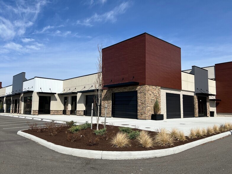 More Photos Of 4601-4719 Fulton Dr, Canton Unknown For Lease