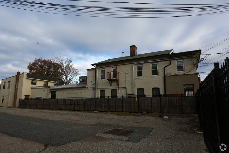 More Photos Of 501 Central Ave, Orange Storefront Retail Office For Lease