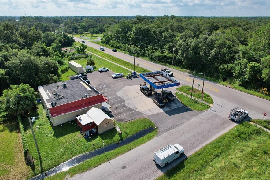More Photos Of 2581 Sun Acres Blvd, Auburndale Convenience Store For Sale
