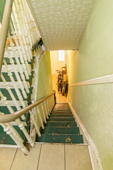 More Photos Of 11 S Broadway, Baltimore Apartments For Sale