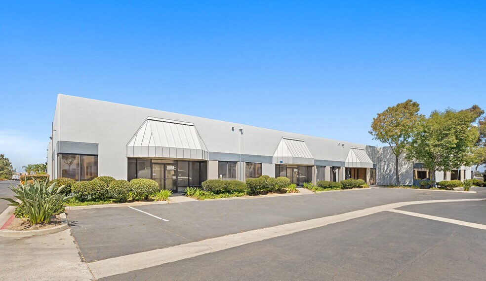 More Photos Of 5340 Eastgate Mall, San Diego Unknown For Lease