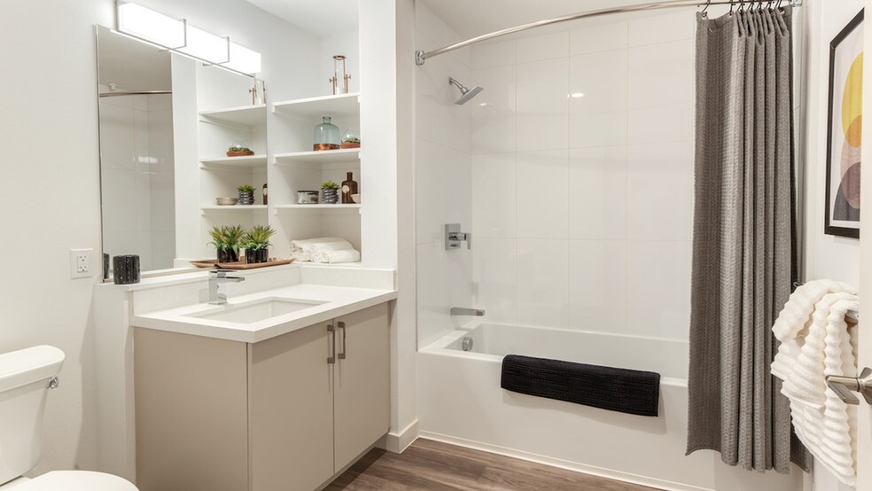 More Photos Of 378 Embarcadero W, Oakland Apartments For Lease