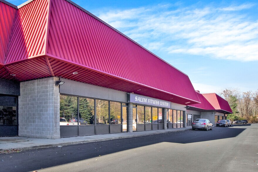More Photos Of 38 Swampscott Rd, Salem Self Storage For Lease