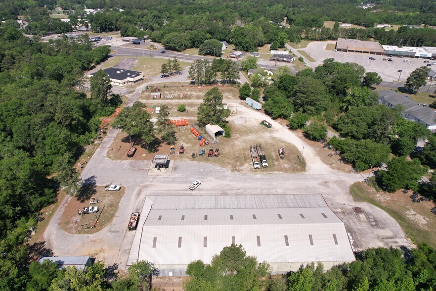 More Photos Of 1500 N Longstreet St, Kingstree Light Distribution For Sale