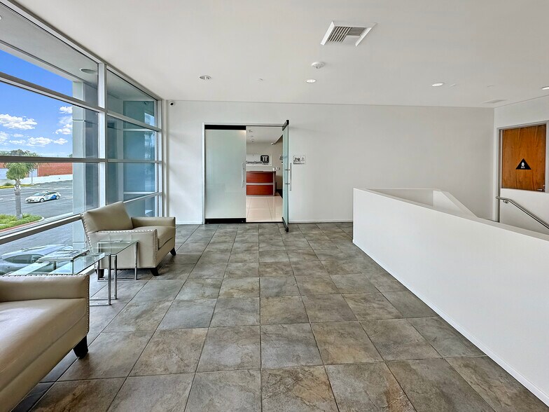 More Photos Of 19210 S Vermont Ave, Gardena Loft Creative Space For Sale