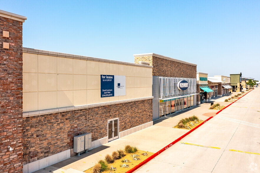 More Photos Of 1400-1800 S Loop 288, Denton Unknown For Lease