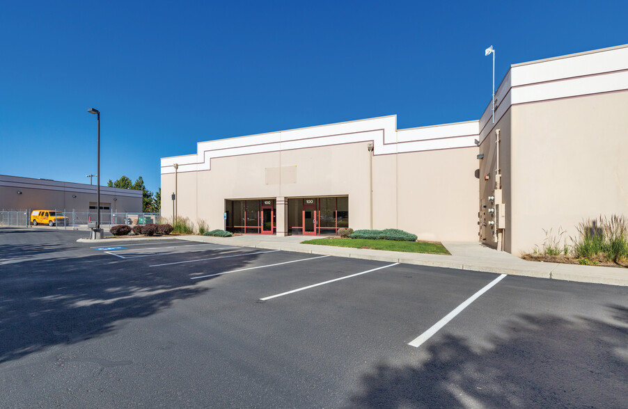 Primary Photo Of 501 E Scenery Ln, Meridian Showroom For Lease