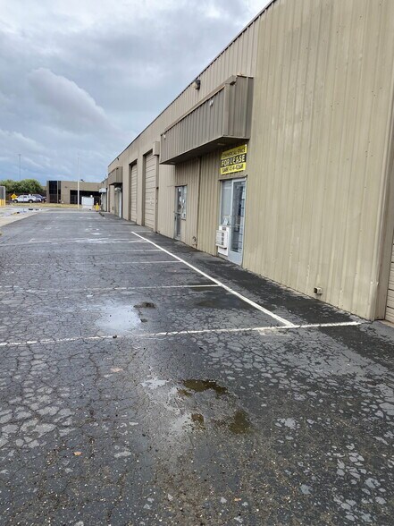 More Photos Of 4203 Coronado Ave, Stockton Warehouse For Lease