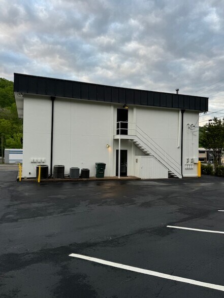 More Photos Of 237 Old Hickory Blvd, Nashville Office For Lease