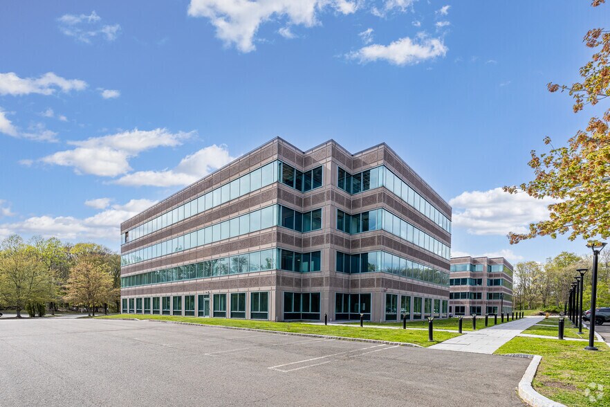 More Photos Of 440 Wheelers Farms Rd, Milford Office For Lease