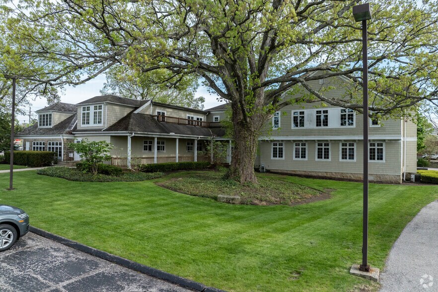 More Photos Of 6240 Som Center Rd, Solon Office For Lease