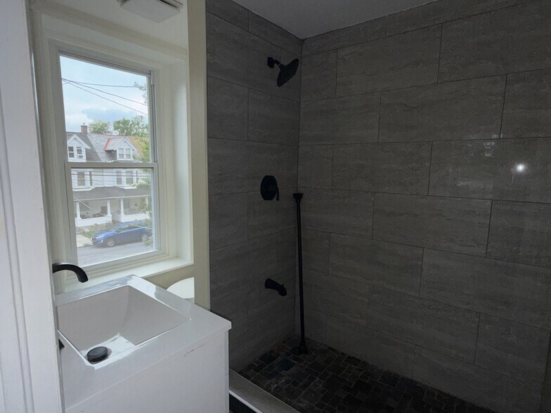 More Photos Of 1977 S 5th St, Allentown Office Residential For Sale