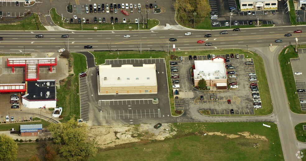 More Photos Of 4559 Boardman Canfield Rd, Canfield Freestanding For Lease
