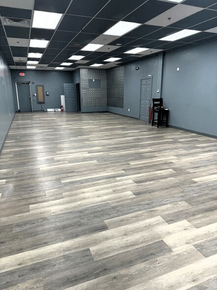 More Photos Of 11650 Billingsley Rd, Waldorf General Retail For Lease