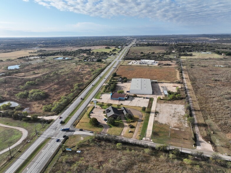 More Photos Of 1980 SW Wilshire Blvd, Burleson Warehouse For Sale