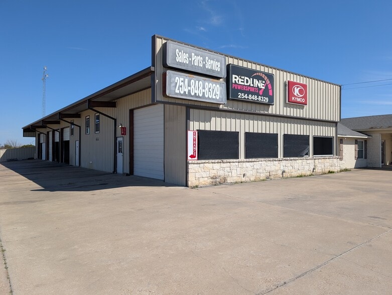 More Photos Of 6610 N State Highway 6, Waco Flex For Lease