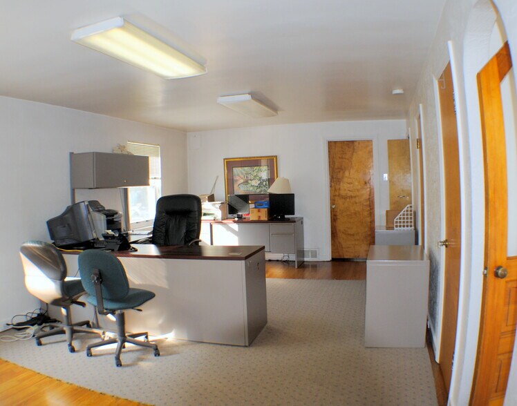 More Photos Of 501 Burton Ave, Youngwood Office For Sale