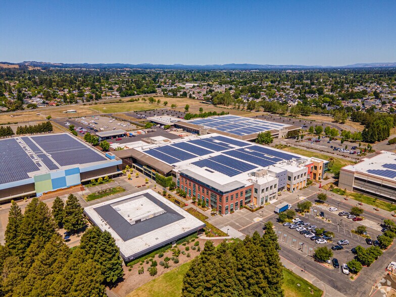 More Photos Of 1400 Valley House Dr, Rohnert Park Office For Lease