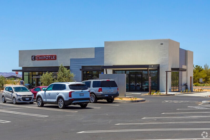 More Photos Of 820 S China Lake Blvd, Ridgecrest Freestanding For Sale