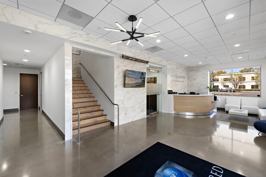 More Photos Of 1124 Bristol St, Costa Mesa Office For Sale