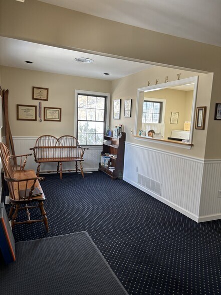 More Photos Of 20 Old Kings Hwy, Darien Medical For Sale