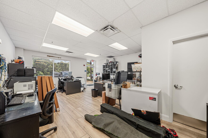 More Photos Of 3445-3499 High Ridge Rd, Boynton Beach Warehouse For Lease