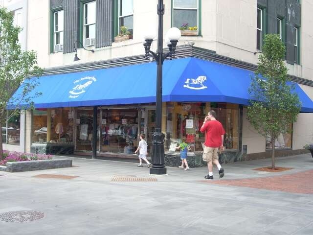 More Photos Of 1103-1109 Westgate St, Oak Park Storefront Retail Office For Lease