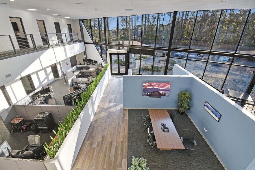 More Photos Of 10393 Fortune Pky, Jacksonville Office For Sale