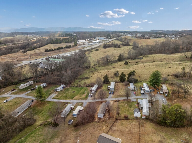 More Photos Of 102 Claude Simmons Rd, Johnson City Manufactured Housing Mobile Home Park For Sale