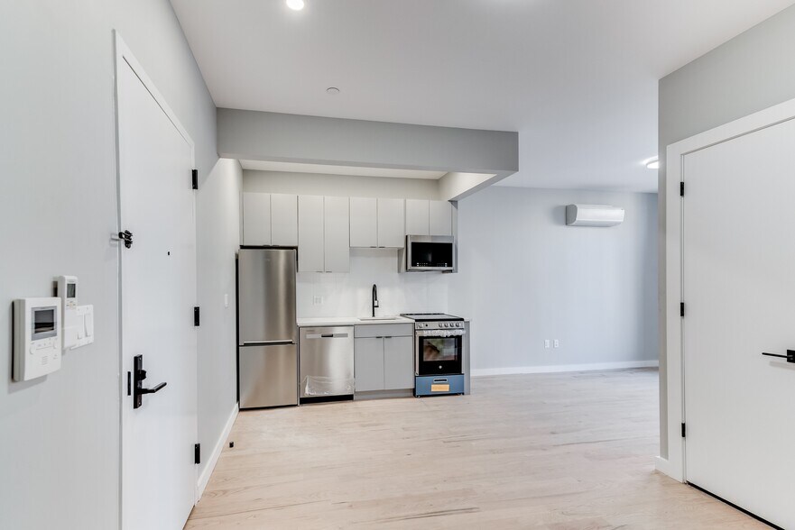 More Photos Of 2819 Clarendon Rd, Brooklyn Apartments For Sale