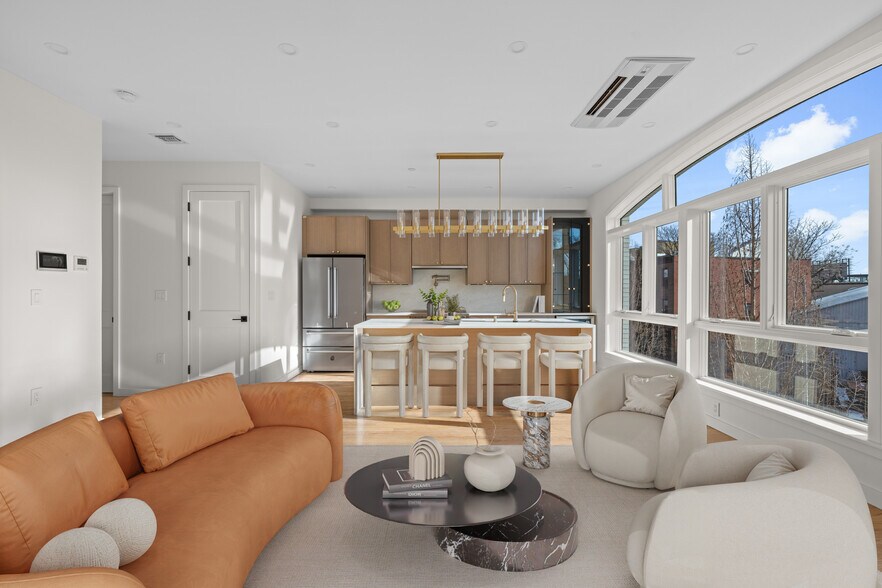 More Photos Of 41 Summit St, Brooklyn Warehouse For Sale