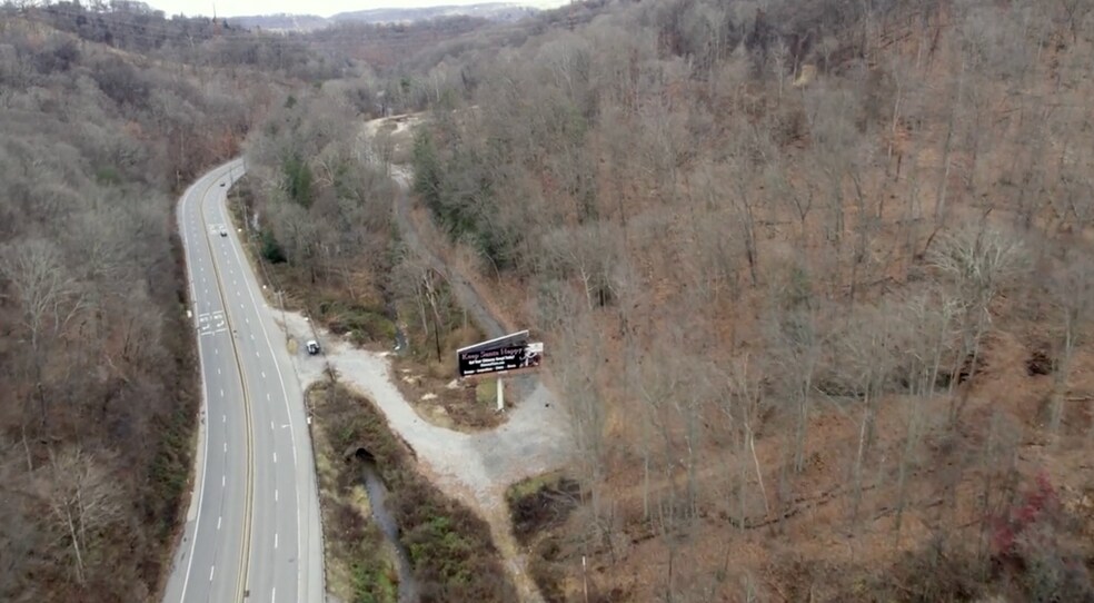 More Photos Of University Blvd, Coraopolis Land For Sale