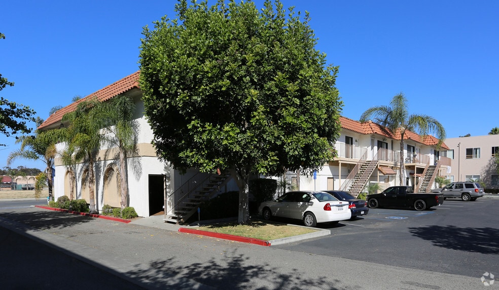 More Photos Of 560 Greenbrier Dr, Oceanside Unknown For Lease