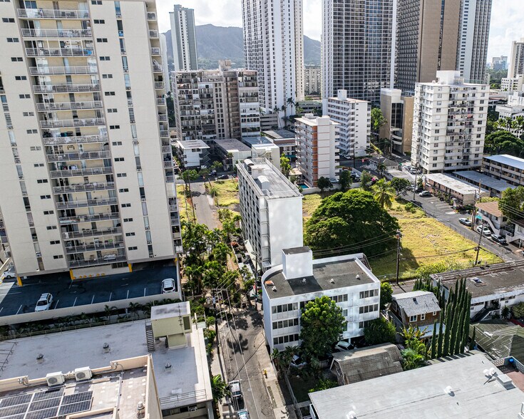 More Photos Of 250 Kapili St, Honolulu Apartments For Sale