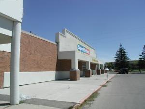 More Photos Of 2450 S Columbia Rd, Grand Forks Storefront For Sale