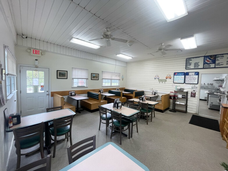 More Photos Of 1201 W Main St, Yadkinville Restaurant For Sale