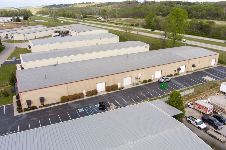 More Photos Of 8408 Gulf View Dr, Soddy Daisy Warehouse For Lease