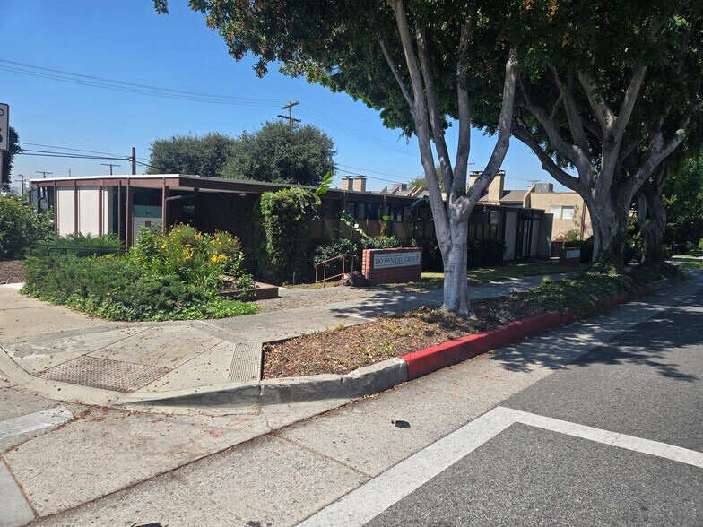 More Photos Of 814 W Foothill Blvd, Monrovia Medical For Sale