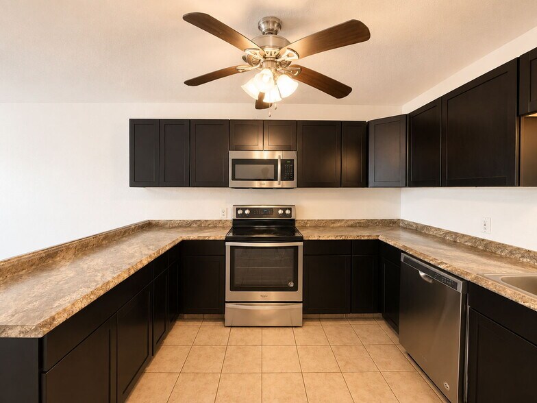 More Photos Of 1004 Austin St, Portland Apartments For Sale