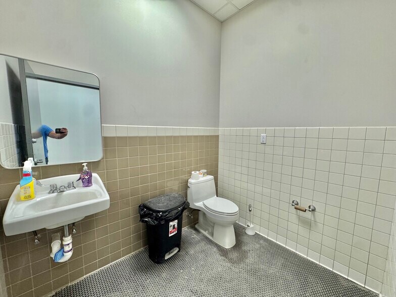 More Photos Of 87-89 S Main St, Freeport Apartments For Lease