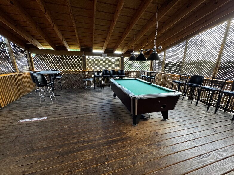 More Photos Of 2914 Salem Ave, Dayton Bar For Sale
