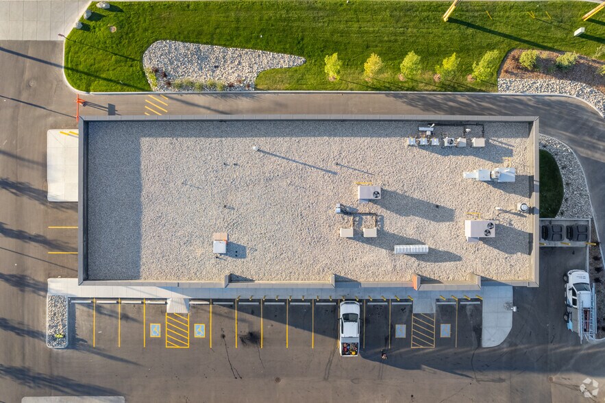 More Photos Of 5150 23 St SE, Calgary Service Station For Lease