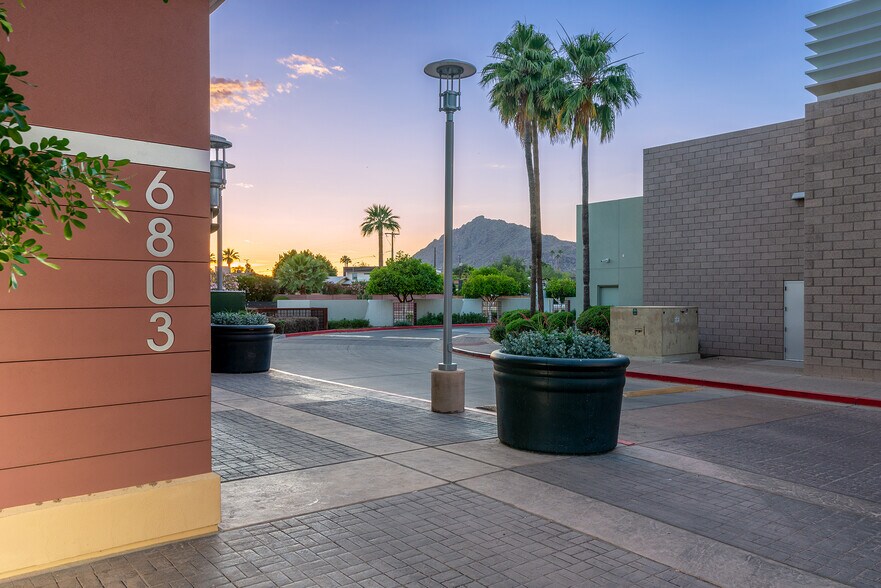 More Photos Of 6803 E Main St, Scottsdale Apartments For Sale