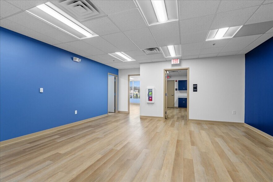 More Photos Of 4259 W Swamp Rd, Doylestown Office For Lease